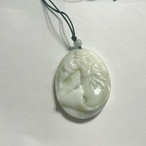 White jade pendant